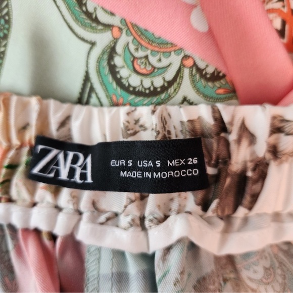 ZARA WOMAN cropped wide leg printed Paisley pants Size S - Picture 3 of 4